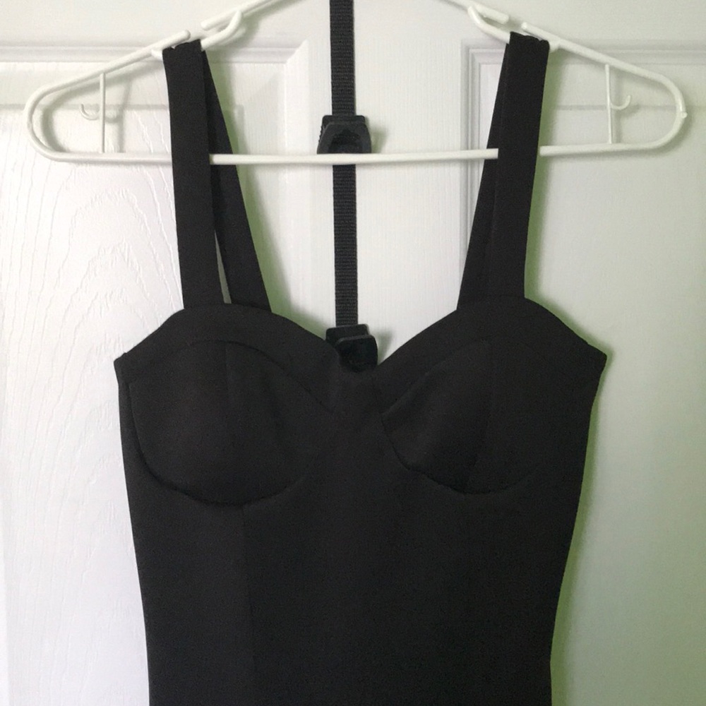 Black Bodycon dress like new!